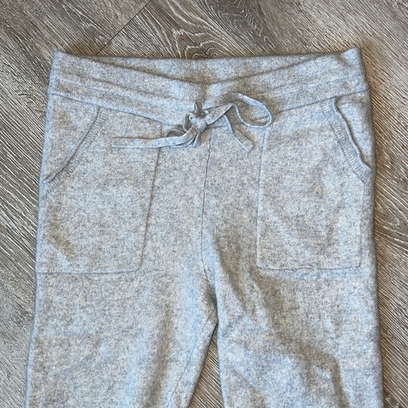 SPLENDID CASHMERE Joggers Pull on Tie Waist Womens small light gray - Picture 2 of 8